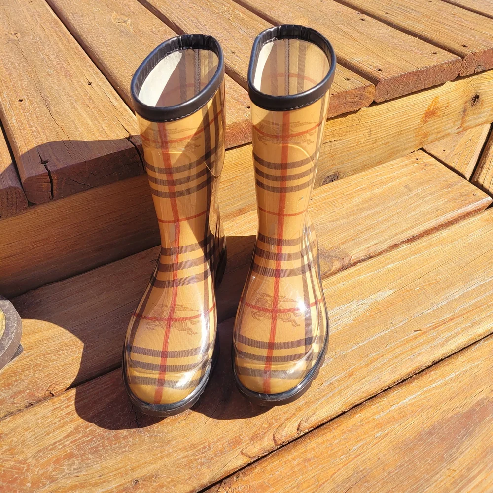 Authentic Burberry Plaid Rain Boots - Picture 2 of 4